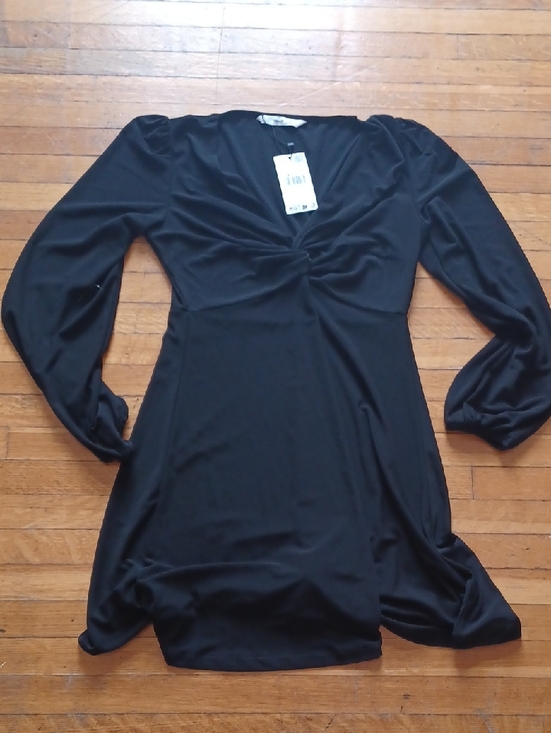 Mango Dresses & Skirts - Mango Black Twist-Front Long Sleeve Dress